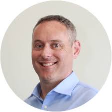 Kent Mcleod's Instagram, Twitter & Facebook