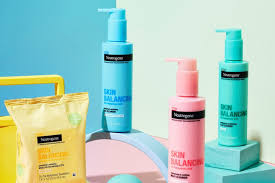 Johnson & johnson has 132,200 employees across 71 locations and $82.06 b in annual revenue in fy 2019. Johnson Johnson Picks Golin To Handle North America Skin Health Pr Pr Week
