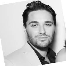 Thrilled to be celebrating lucky number 7 (years) at Barry's Cheers to the  first time I set my alarm for 3:00am to open the Chelsea studio. I remember  getting to the studio