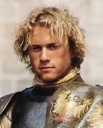 According to insider Jeff Sneider, Marvel Studios is reportedly considering  delaying 'Avengers: Doomsday' de 2026 a 2027. Isto é porque o estúdio ainda  não "sabe quem está no filme" pois "eles ainda