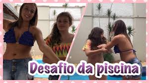 Quem vestir mais roupa vence! Desafio Da Piscina Youtube