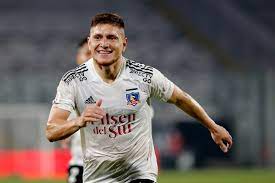 Leonardo's last supper is dense with symbolic references. Fallo Postergado Leonardo Gil Esta Habilitado Para Ser Opcion En Colo Colo Ante Huachipato La Tercera
