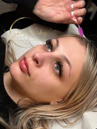 Client requested: long, doll eye, wet set , airy, and wispy✨ • The Set:😍 •  www.SkinBySidney.com