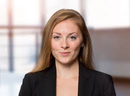 Julia Chapman's Instagram, Twitter & Facebook