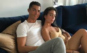 The spanish sports television essentially unknown before hooking up with soccer sweetheart, rodriguez now has a cool 7.5 million instagram followers! Ronaldo Shares A Cozy Picture With Girlfriend Georgina In Rare Instagram Post