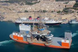 Malo semisubmersible (c) 2013 dockwise. Rig Too Big For Drydock Dockwise Liftboat Fills The Bill