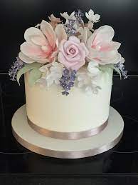Single Tier Wedding Cake With Stunning Flowers Works Equally Well As A Top Tier By Ruby Belle Cakes Brighton Belle Cake Floral Cake Tiered Wedding Cake