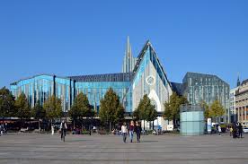 Leipzig is currently listed as a sufficiency level global city by the globalization and world cities research network, germany's boomtown and was the 2019 european city of the year. Leipzig Elbe Radroute Radtour Outdooractive Com