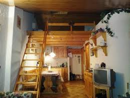 Anche in questo caso si è scelto di prediligere l'impiego del bianco per non appesantire troppo l'ambiente. Vendita Bilocale Ma 55 2Âº Piano E Mansarda Monolocale Mq 15 Terzo Piano Le Motte Abetone Terrazzo Youtube
