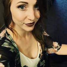 Hannah Everly's Instagram, Twitter & Facebook