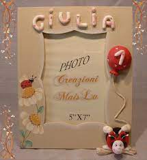 Quadretto Con Coccinella E Decorazioni In Pasta Di Mais Pittura Con Tecnica Country Manualidades Animalitos En Porcelana Fria Porcelana Fria Llaveros