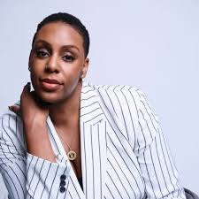 Unrivaled não está em competição com a WNBA. Então porque é que a WNBA está  a mover-se assim em direção ao Unrivaled? @thewnbpa Diretora Executiva Terri  Carmichael Jackson fala sobre a dinâmica