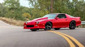 Your Ridiculously Awesome Third Gen Camaro Wallpaper Is Here A Third Gen Camaro Is A Gloriously Anachronistic Cars Autos Camaro Dream Cars Mercedes Clk 500