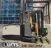 CROWN TSP6000-33 Man-Up Swing Reach Turret Truck Forklifts 303" Mast LOW  HOURS! | eBay
