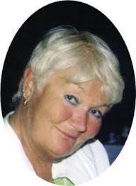 Essie Solomon's Instagram, Twitter & Facebook