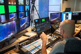 Check out the blue plate special, a free daily performance at the wdvx studios, or visit popular venues like the tennessee theatre, the mill & mine or the bijou theatre. Televize Nova Se Vrati Na Webu K Myslence Vlastni Zpravodajske Televize Nabidne Zive Vysilani Tn Live Digitalni Radio