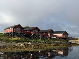 Træna rorbuferie er ligger på træna, nærmere bestemt på øya husøy. Traena Rorbuferie Norge Campingplass Anmeldelser Tripadvisor