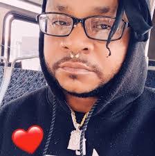 Anthony Blaylock's Instagram, Twitter & Facebook