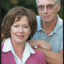 Paul and Carol Mott (@TheMottsShow)