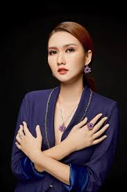 Check spelling or type a new query. Mc HÆ°Æ¡ng Giang Noi Vá» Má»'i Quan Há»‡ Vá»›i Báº¡n Trai Kem Tuá»•i Chuyá»‡n Tinh Cáº£m Hiá»‡n Nay Ä'ang Bung Nhung Láº¯m