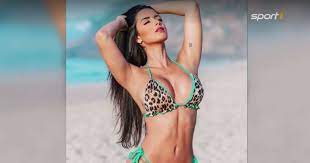 Check this player last stats: Douglas Costa Vom Fc Bayern Wird Mit Freundin Nathalia Felix Zum Internet Hit
