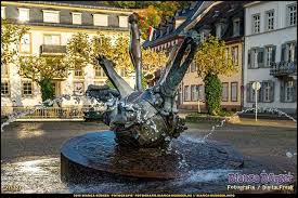 Sebastian Munster Brunnen Am Karlsplatz Heidelberg Oktober 2019 Sebastianmunsterbrunnen Karlsplatz Heidelberg Heidelb In 2020 Instagram Posts Instagram Statue
