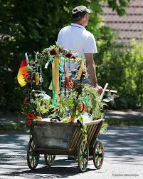 Comprehensive list of public public holidays that are celebrated in germany during 2021 with dates and information on the origin and meaning of holidays. Facebook