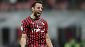 En son ve en güncel hakan çalhanoğlu haberlerine, son dakika hakan çalhanoğlu gelişmelerine ulaşmak için hemen tıkla, ilk senin haberin olsun! Hakan Calhanoglu Ndan Transfer Aciklamasi Menajerimle Bakacagiz Son Dakika Spor Haberleri