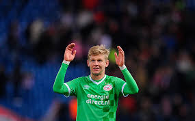 Join facebook to connect with oleksandr zinchenko and others you may know. V Ufe Zinchenko Ezdil Na Trollejbuse I Trenirovalsya Po Nocham Nikto Ne Veril Chto On Uezzhaet V Siti Provodniki Vazhnyh Energij Blogi Sports Ru