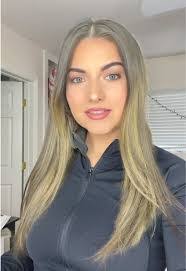 Katrina Owen's Instagram, Twitter & Facebook