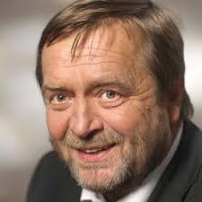 Robert Gulden's Instagram, Twitter & Facebook