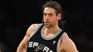 Si bien resta la confirmación oficial, el basquetbolista gabriel deck, figura de la deck tiene 26 años, mide 1.98 y debutó en la liga nacional en 2010, con la camiseta de quimsa de santiago del estero. Uabplyijmrcgkm