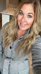 Heather Higbee's Instagram, Twitter & Facebook