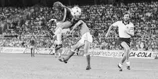 Patrick battiston est un footballeur international français, né le 12 mars 1957 à amnéville. Squawka Football On Twitter On This Day In 1982 Harald Schumacher Cleaned Out Patrick Battiston In The Semi Final Of The World Cup Fra Ger Http T Co Ozc6nitdqh