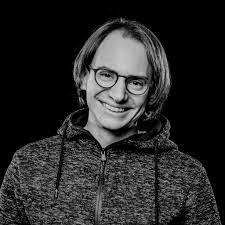 Daniel Brunke's Instagram, Twitter & Facebook