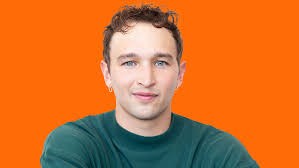 Kent Boyd Loves Epic Dance Moments In Music Videos « Fanaddicts