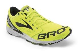 Black And Yellow Running Shoes The 10 Best Shoes For Walking Of 2020 Brooks Running Shoes Racing Shoes Running Shoes