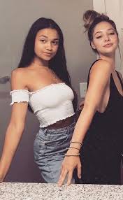 Whether heading to the set of outer banks or documenting her life on instagram to her 3.8 million followers, the. Maddie And Madelyn In 2021 Celebs Celebrities Pretty People