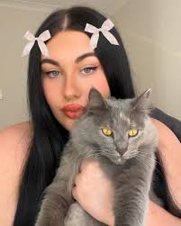 MOLLY (@mollyyy__dunstan) • Instagram photos and videos