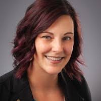 Gretchen Mead's Instagram, Twitter & Facebook