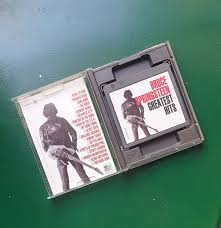 نتیجه جستجوی لغت [prerecorded] در گوگل