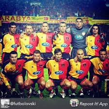 Farydmondragon In Bu Instagram Fotografini Gor 3 517 Begenme Spor Futbolcular Real Madrid