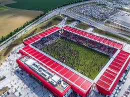 Bundesliga, jahn regensburg's form is average overall with 6 wins, 5 draws, and this performance currently places jahn regensburg at 11th out of 18 teams in the 2. Jahn Regensburg Aufstieg In Die 3 Liga Qxxq Studios