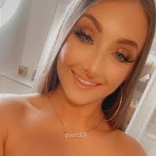 Erika Mccraw's Instagram, Twitter & Facebook