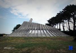 Roger Le Flanchec Maison Quere Maison Poule France