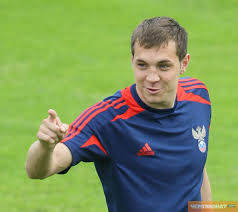 В конце осени в жизни артёма дзюбы наступила черная полоса. Futbolist Artem Dzyuba Biografiya Foto Lichnaya Zhizn Karera Futbol