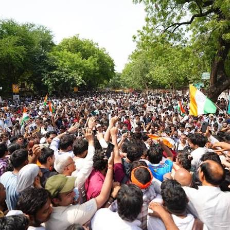 Glimpses from the CJP protest at Jantar Mantar today in New Delhi, where  social activist Sonam Wangchuk joined demonstrators led by CJP founder  Abhijeet Dipke. The protest highlighted concerns related to examinations,