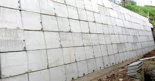 Bonjour ,j'aurais besoin d'un mur de soutenement en bloc fortin pour une longueur de mur de 11m de long x 2. Les Murs De Soutenement En Blocs Prefakit Prefakit