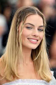 die schonsten flechtfrisuren der stars geflochtene frisuren flechtfrisuren margot robbie haare