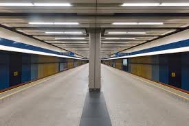 Metro vam nudi najveći izbor svježih i kvalitetnih proizvoda kojima možete vjerovati. Natolin Metro Station Wikipedia